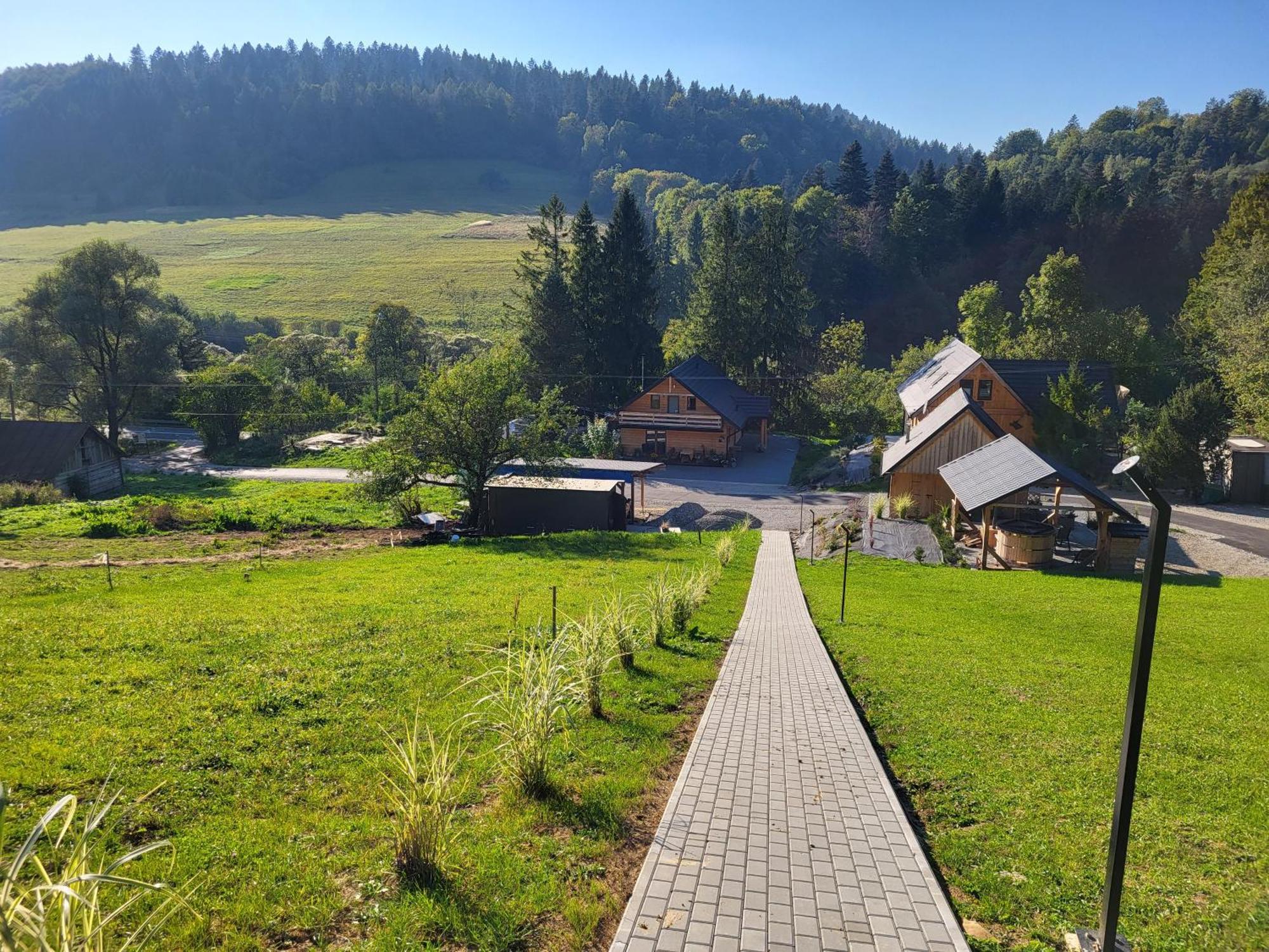 Lesny Dzban Hotel Komancza Exterior photo